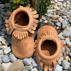 Freshly Picked moccasins size 6 new sole design